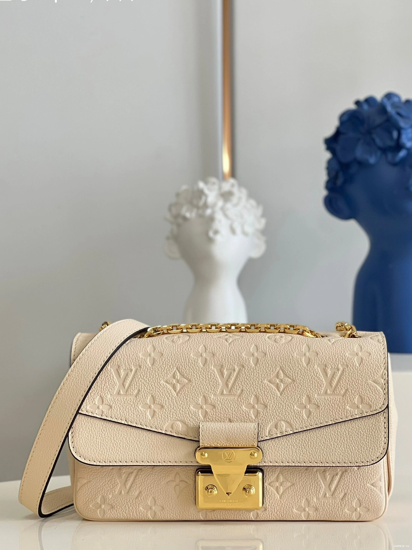 WIS VUITTON MARCEAU LOUIS 0128